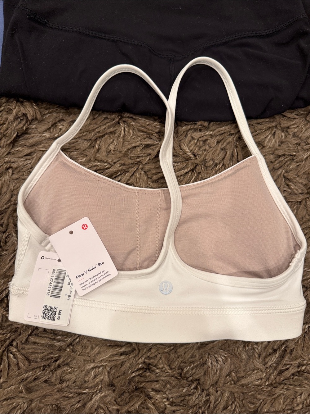 Lululemon bundle size 4 - Picture 4 of 13